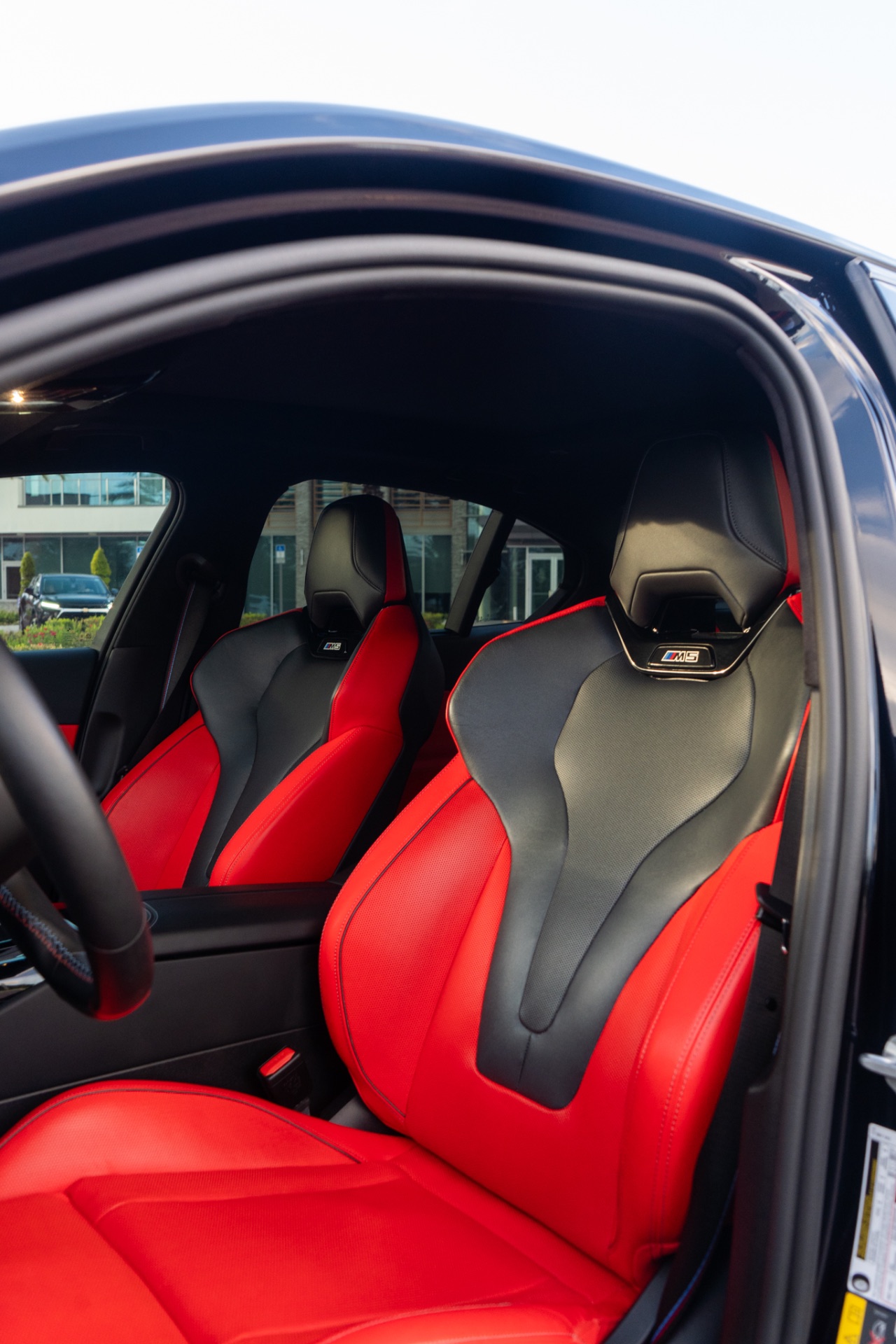 BMW M5 G90 — photo 5