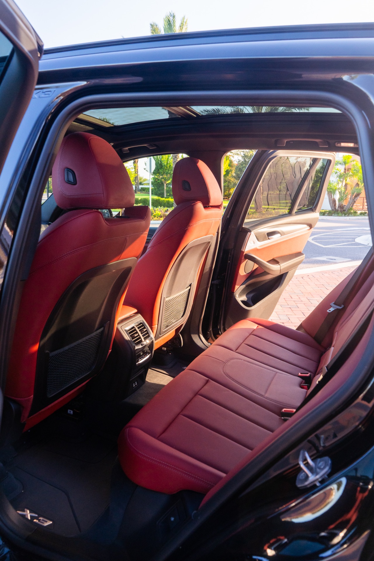 BMW X3 — photo 8