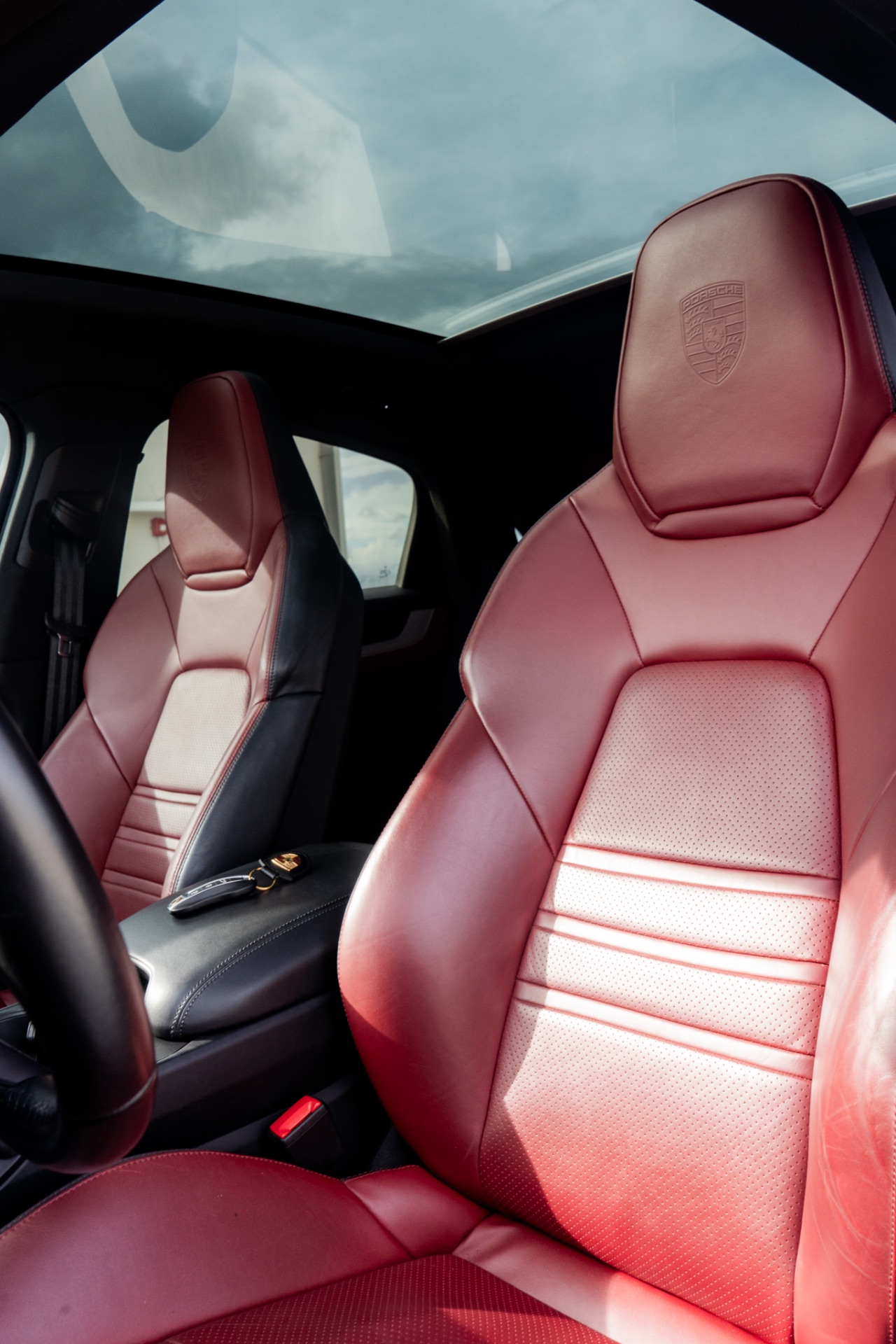 Porsche Cayenne Coupe — photo 6