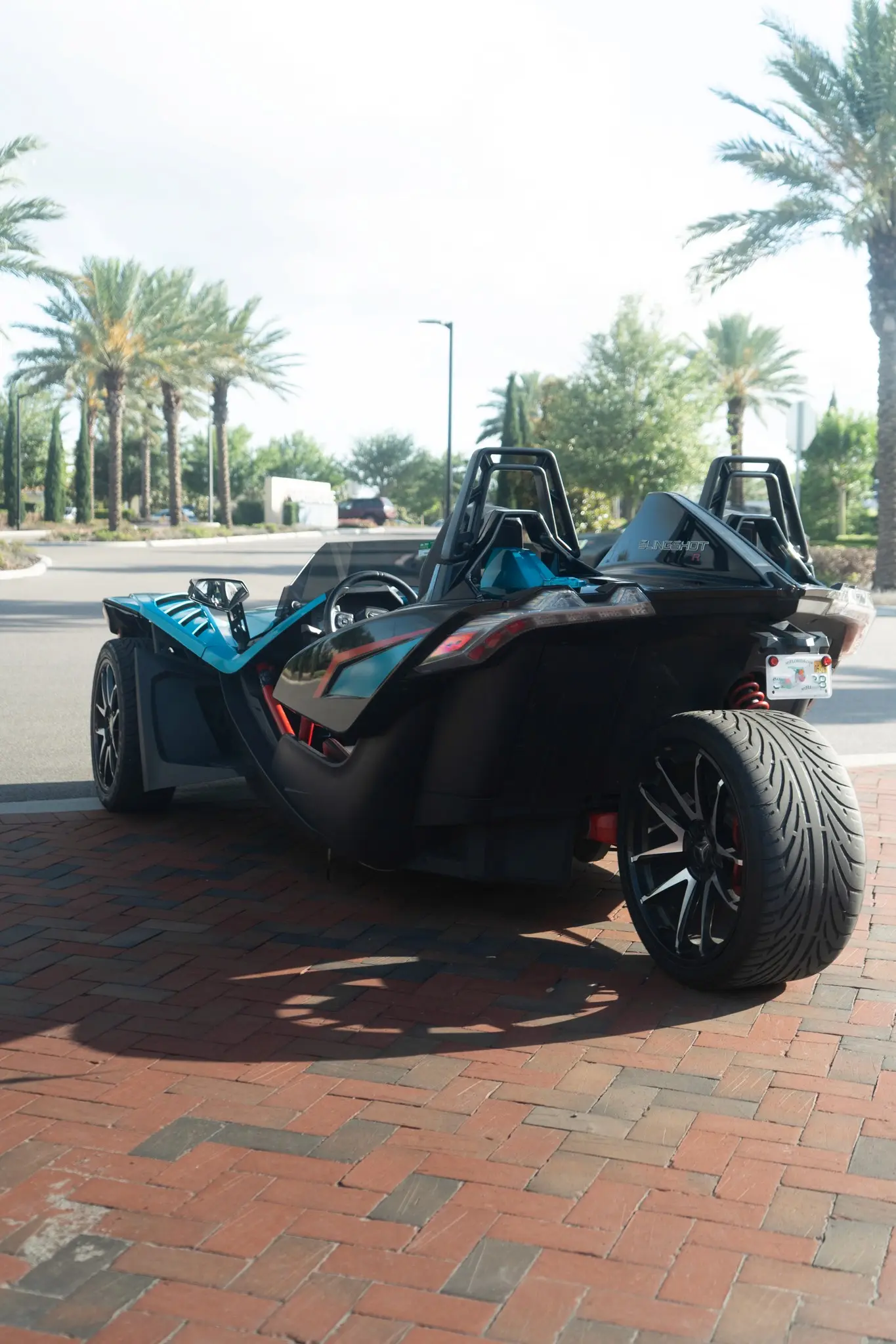 Polaris Slingshot — photo 10