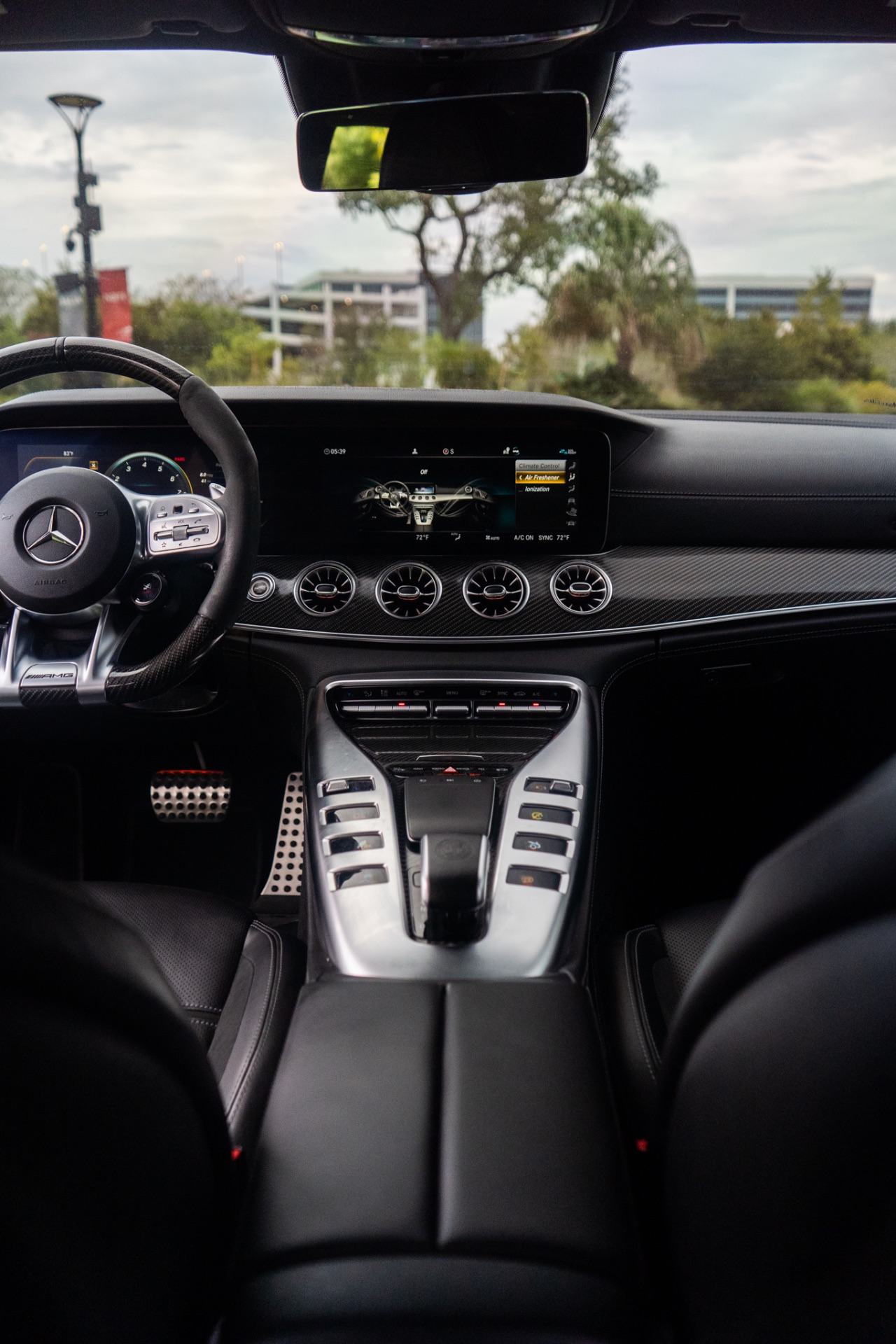 Mercedes Benz AMG GT 63 — photo 5