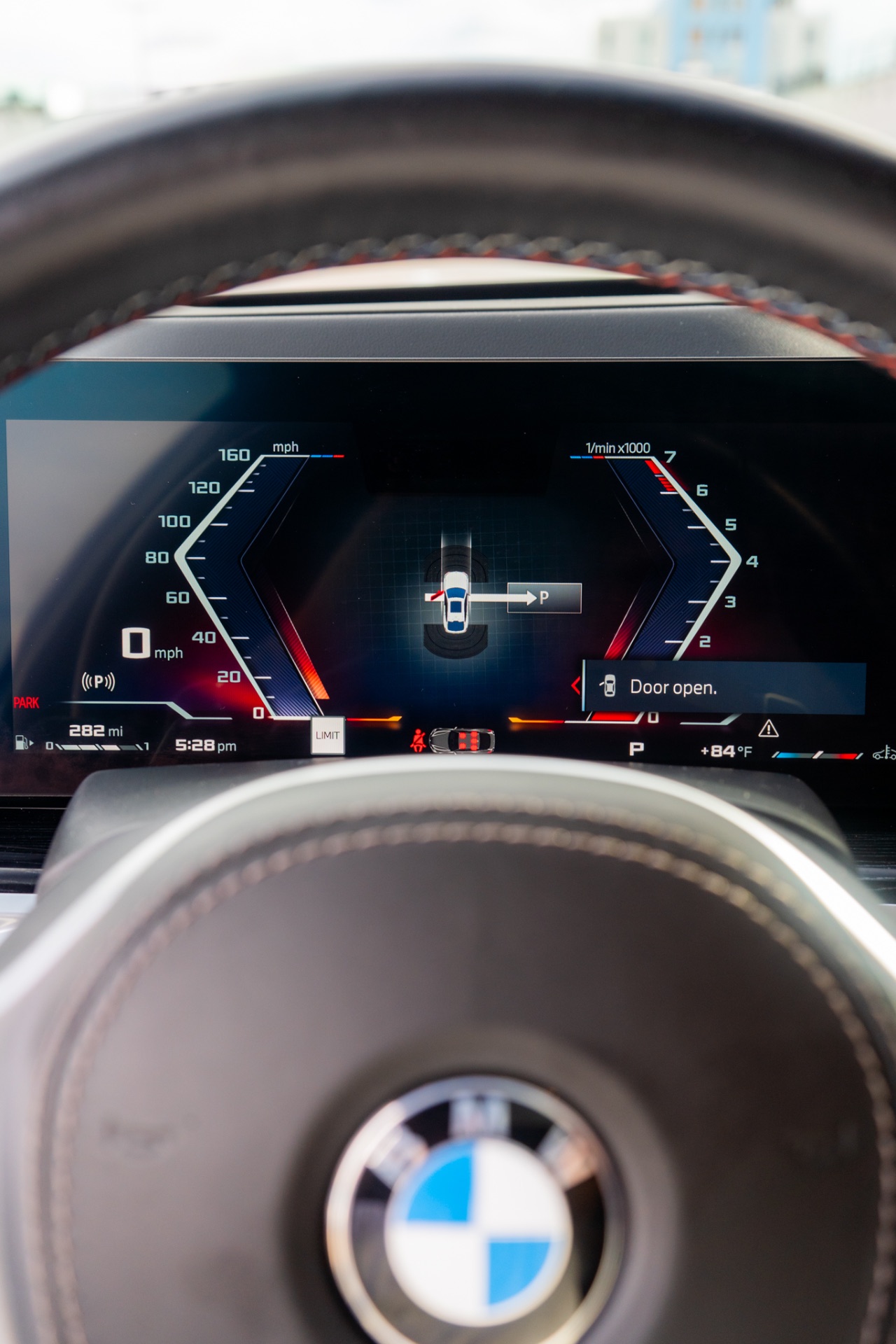 BMW X6 M60i — photo 4