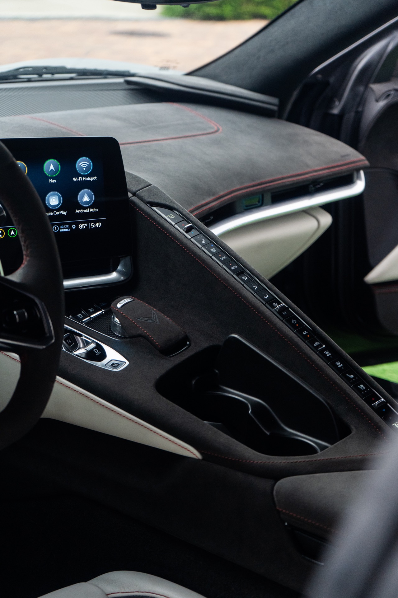 Chevrolet C8 Corvette — photo 14