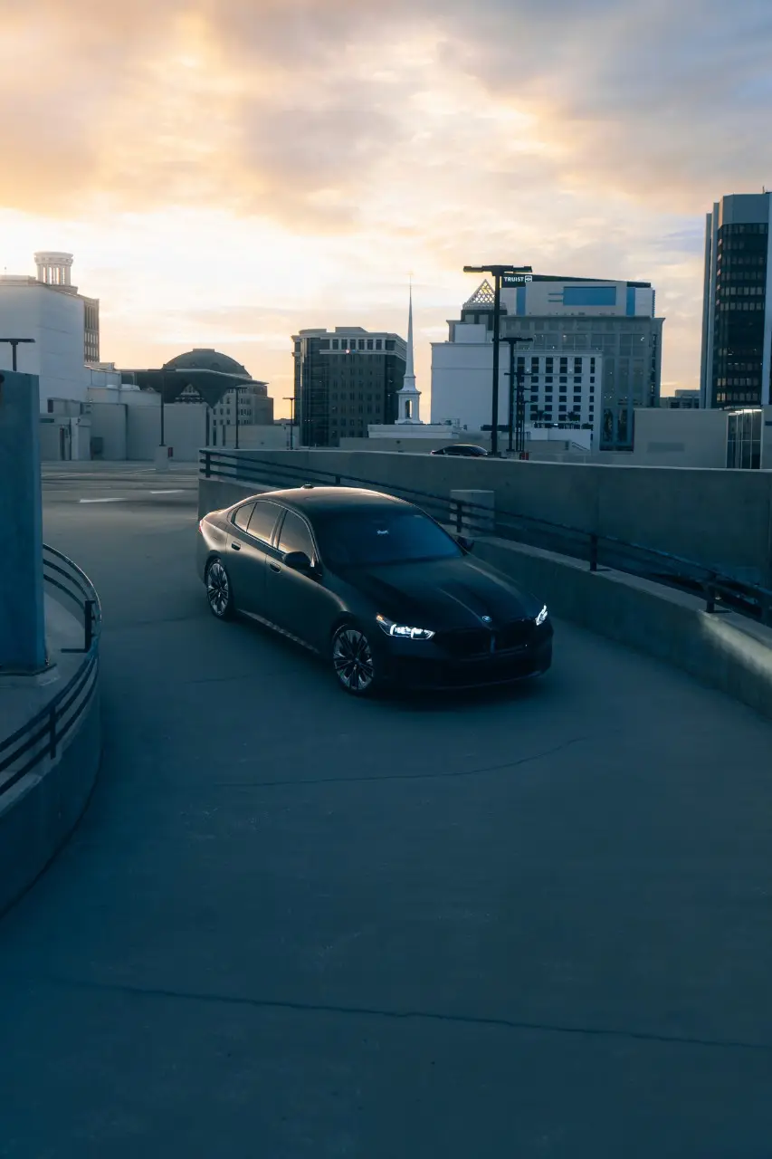 BMW 540i — photo 7