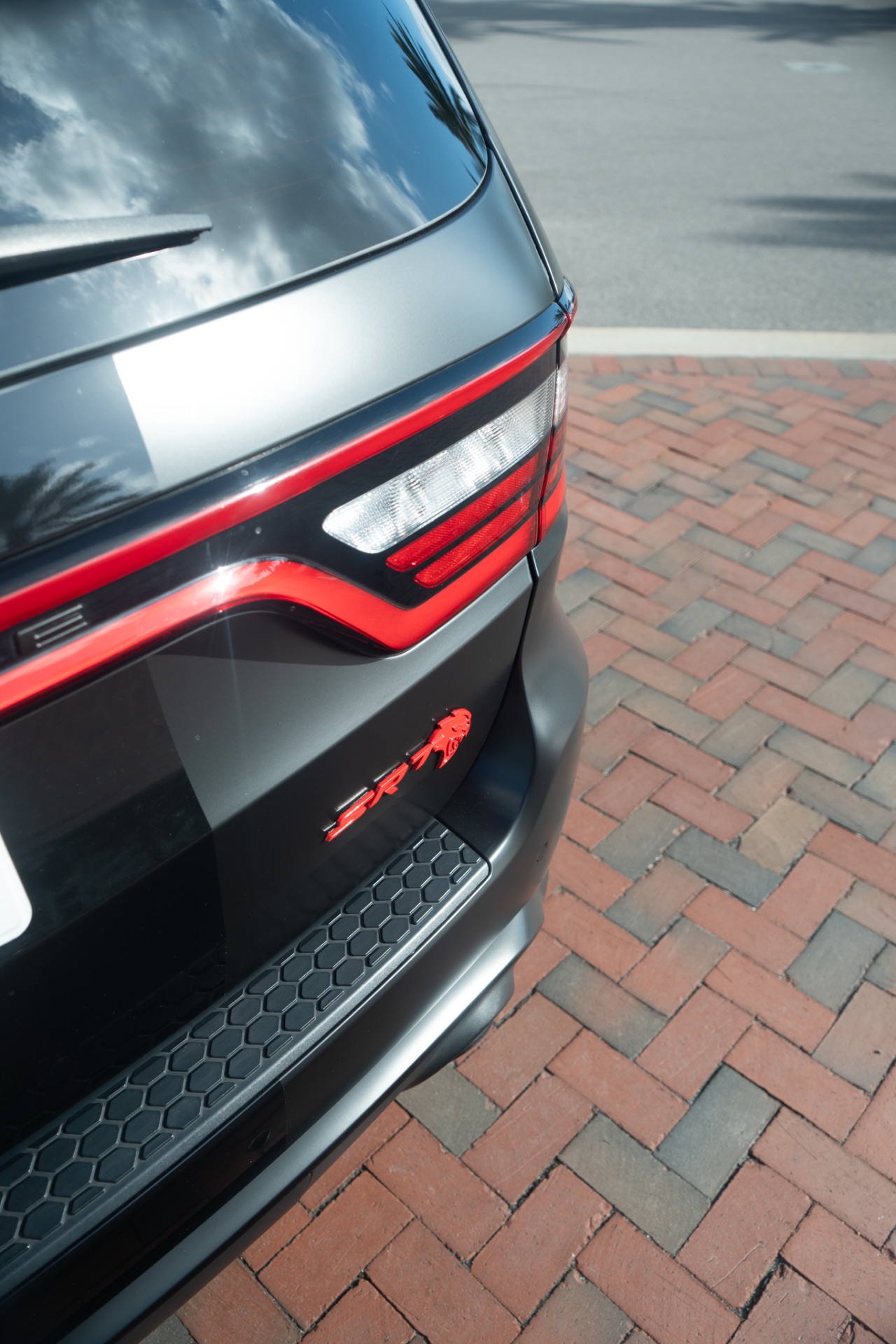 Dodge Hellcat Durango — photo 11