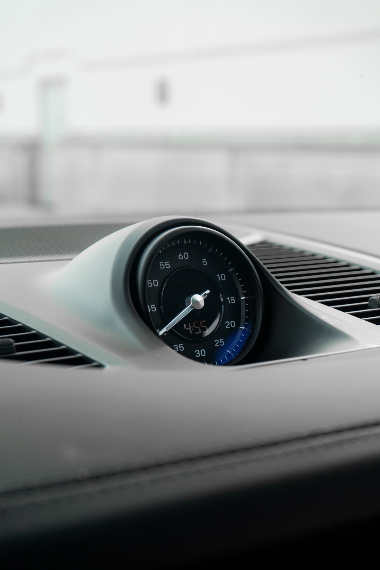 Porsche Cayenne Coupe — photo 12