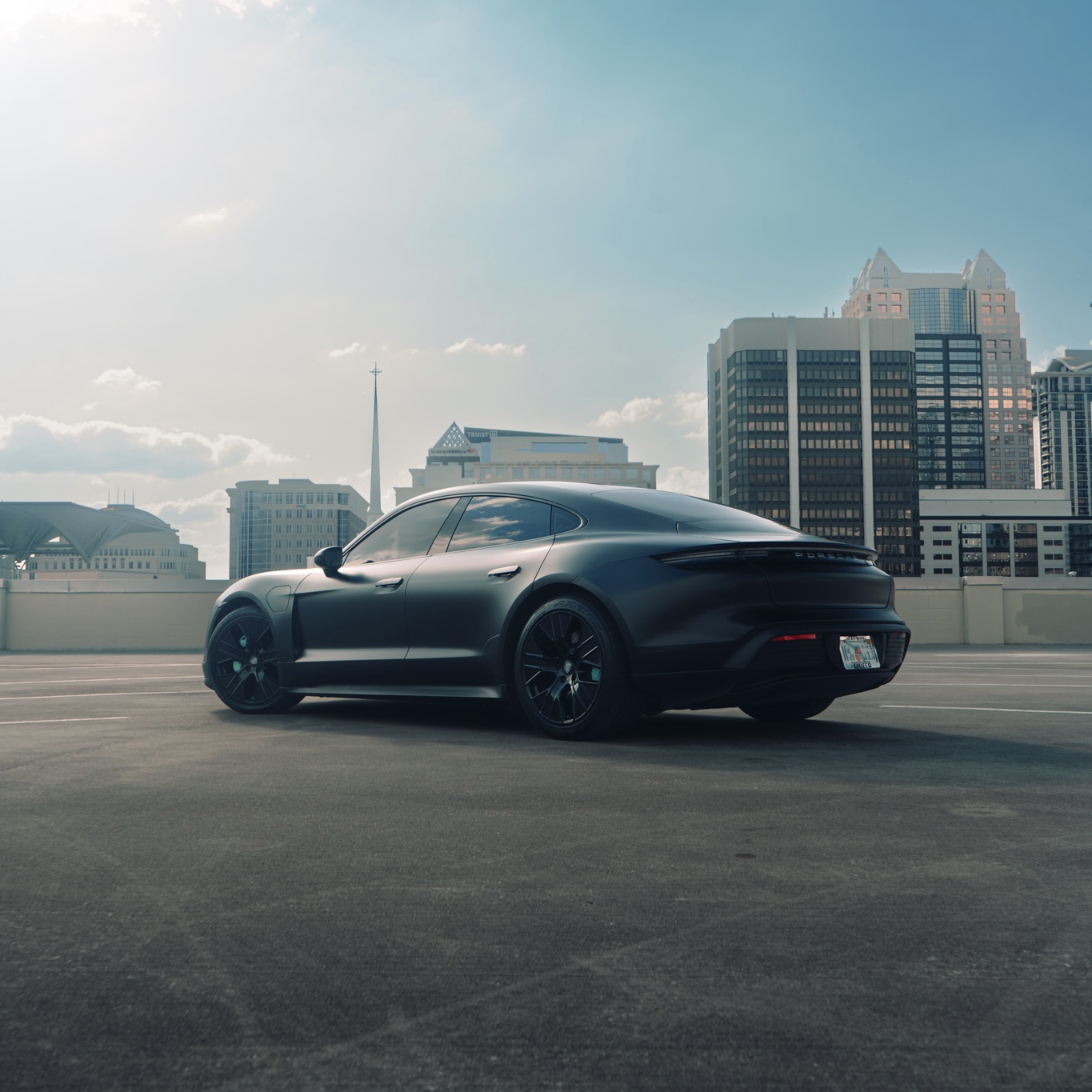 Porsche Taycan — photo 4
