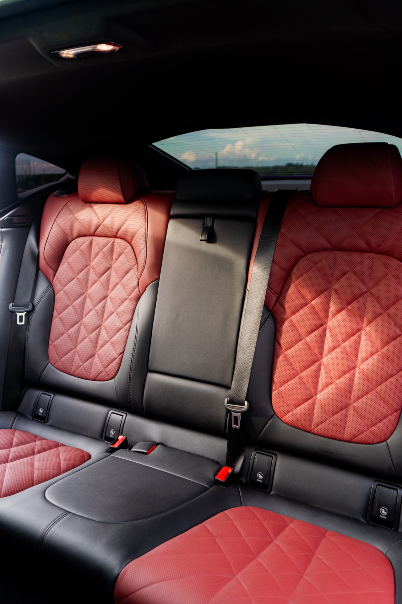 BMW X6 M60i — photo 11
