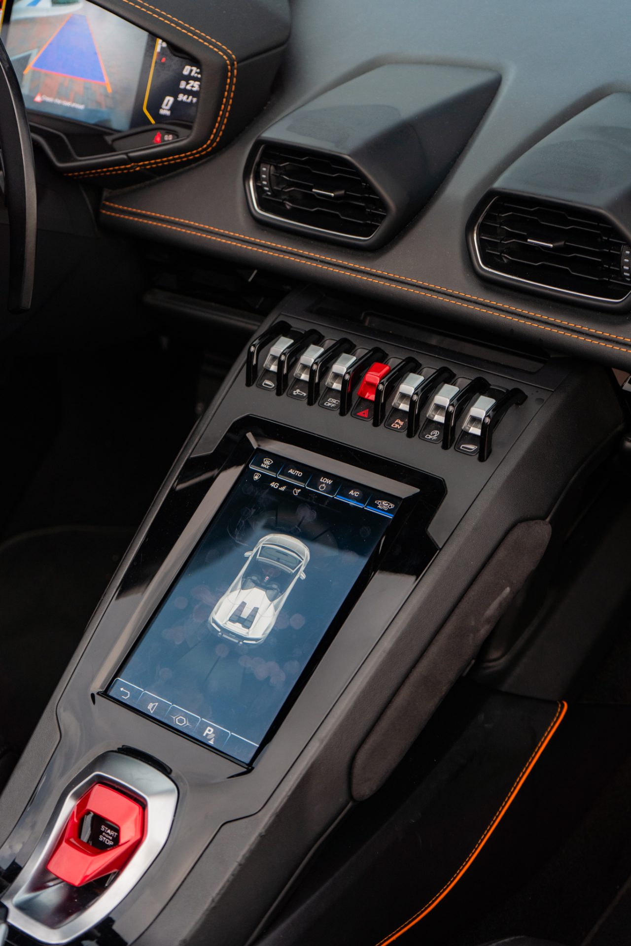 Lamborghini Huracan Evo — photo 9