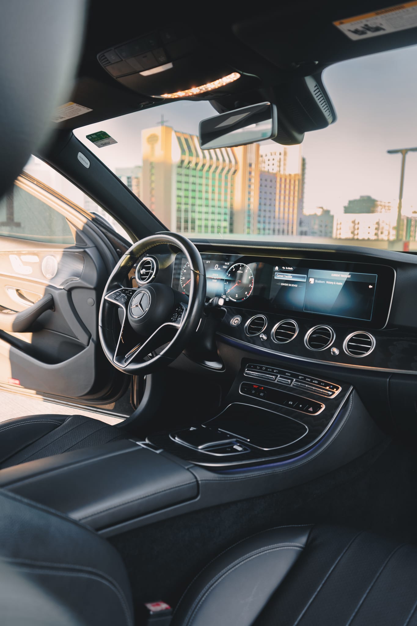 Mercedes Benz E350 — photo 5