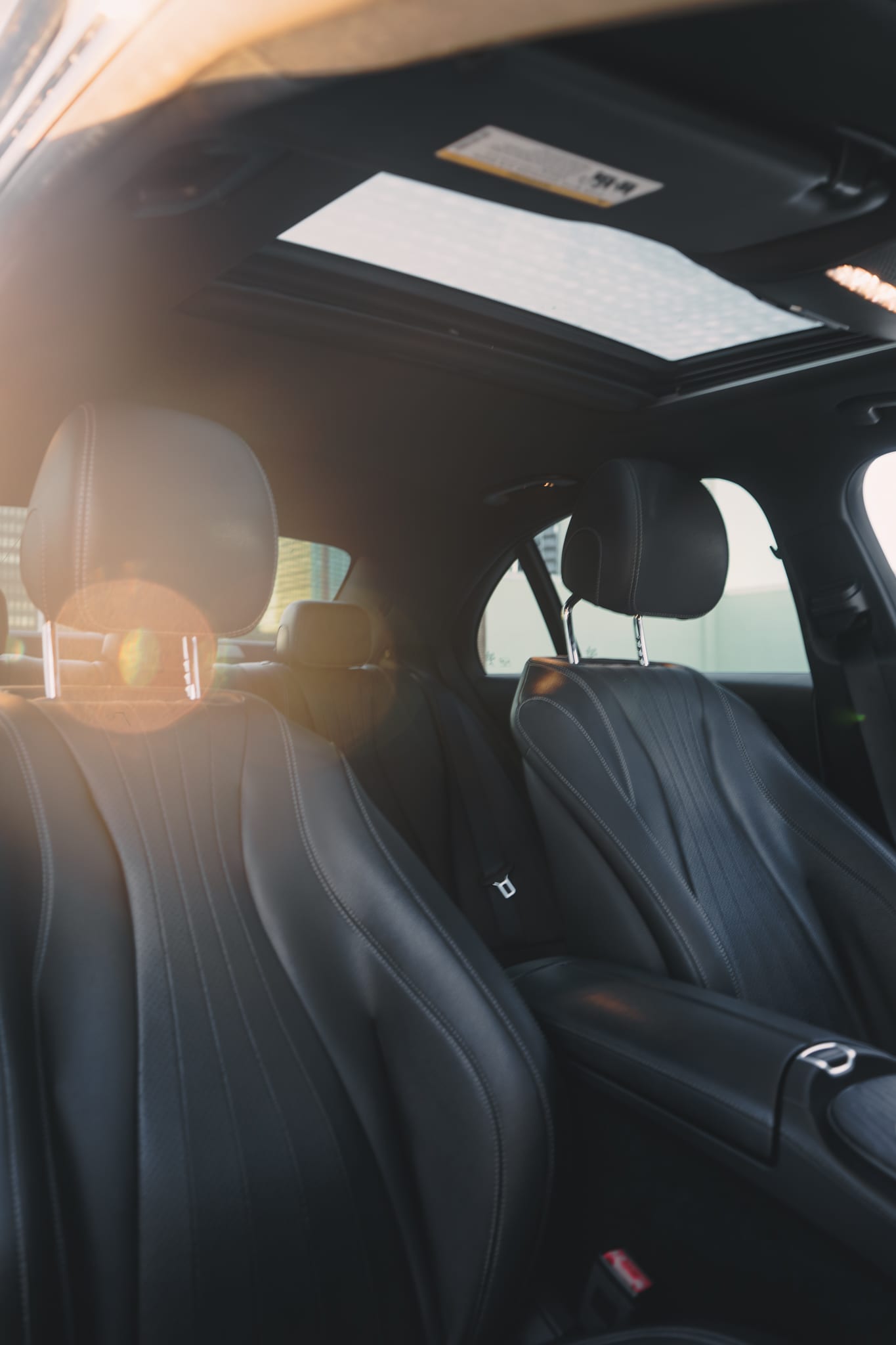 Mercedes Benz E350 — photo 6