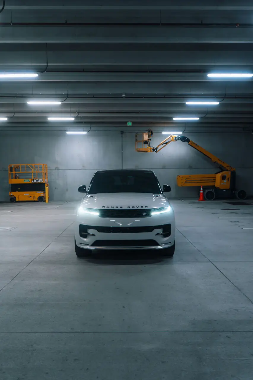 Land Rover Range Rover Sport SE P400 — photo 2