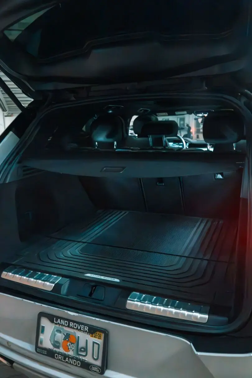 Land Rover Range Rover Sport SE P400 — photo 9