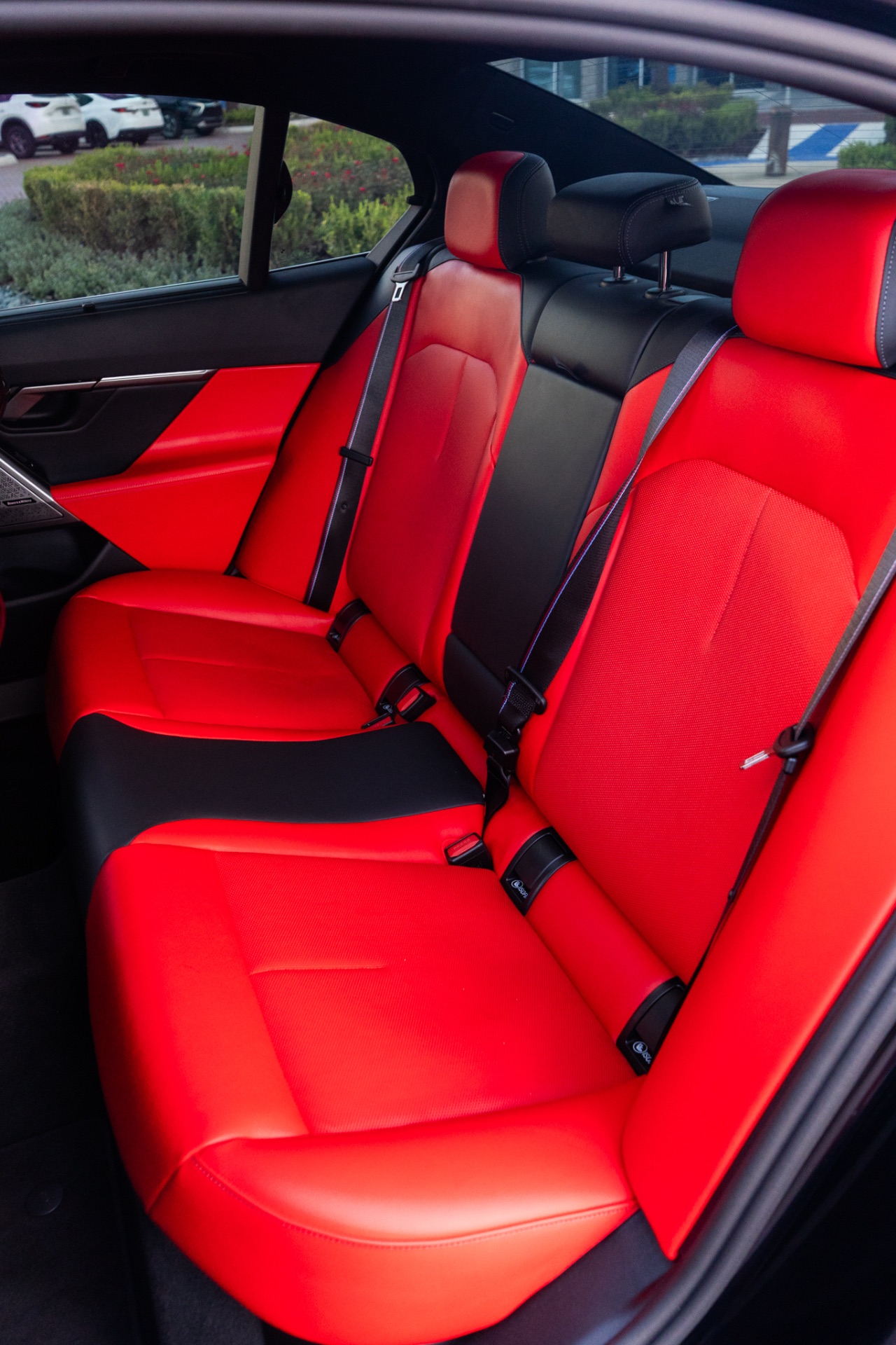BMW M5 G90 — photo 9