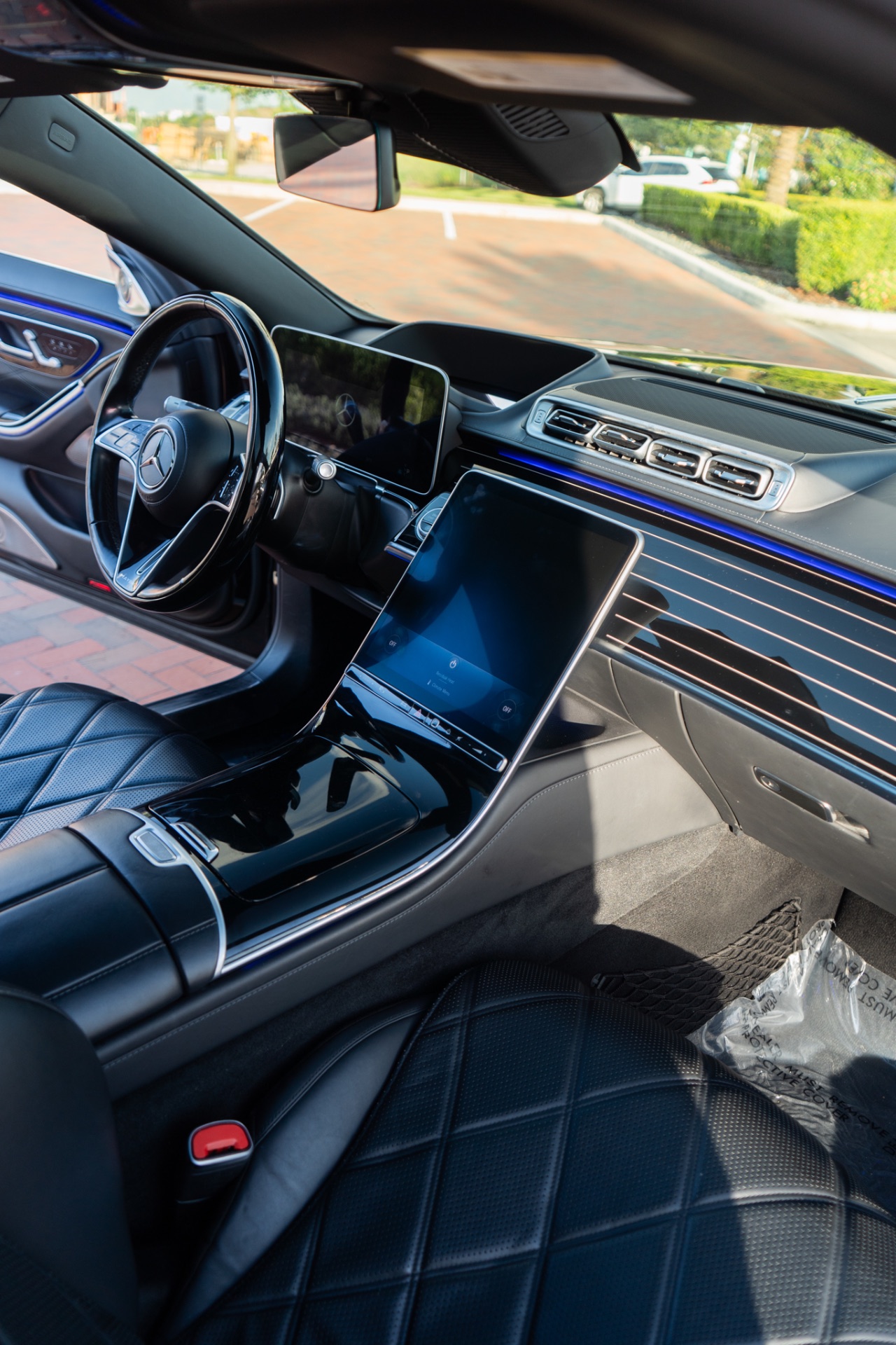 Mercedes Benz Maybach S580 — photo 5