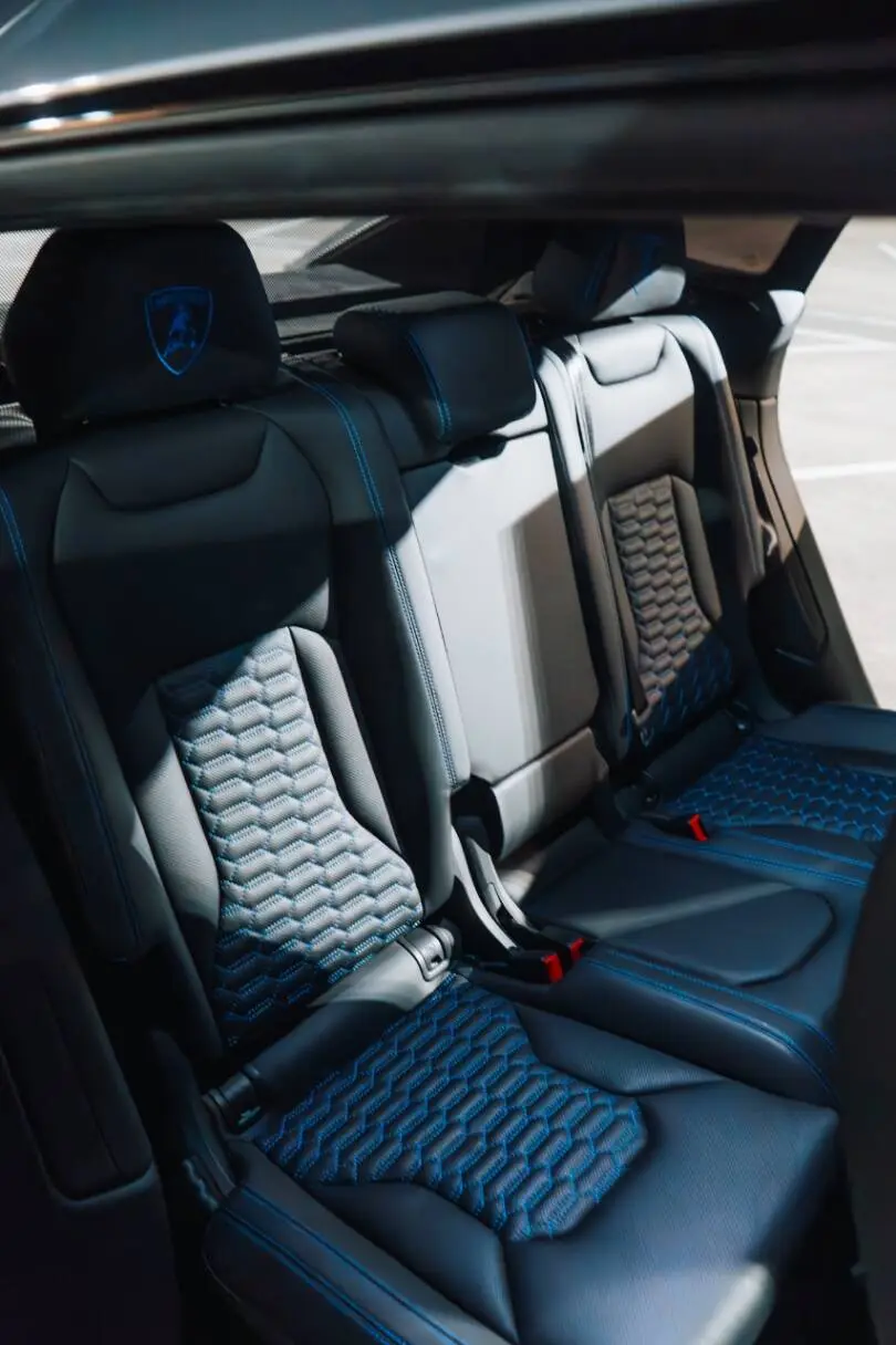 Lamborghini Urus — photo 7