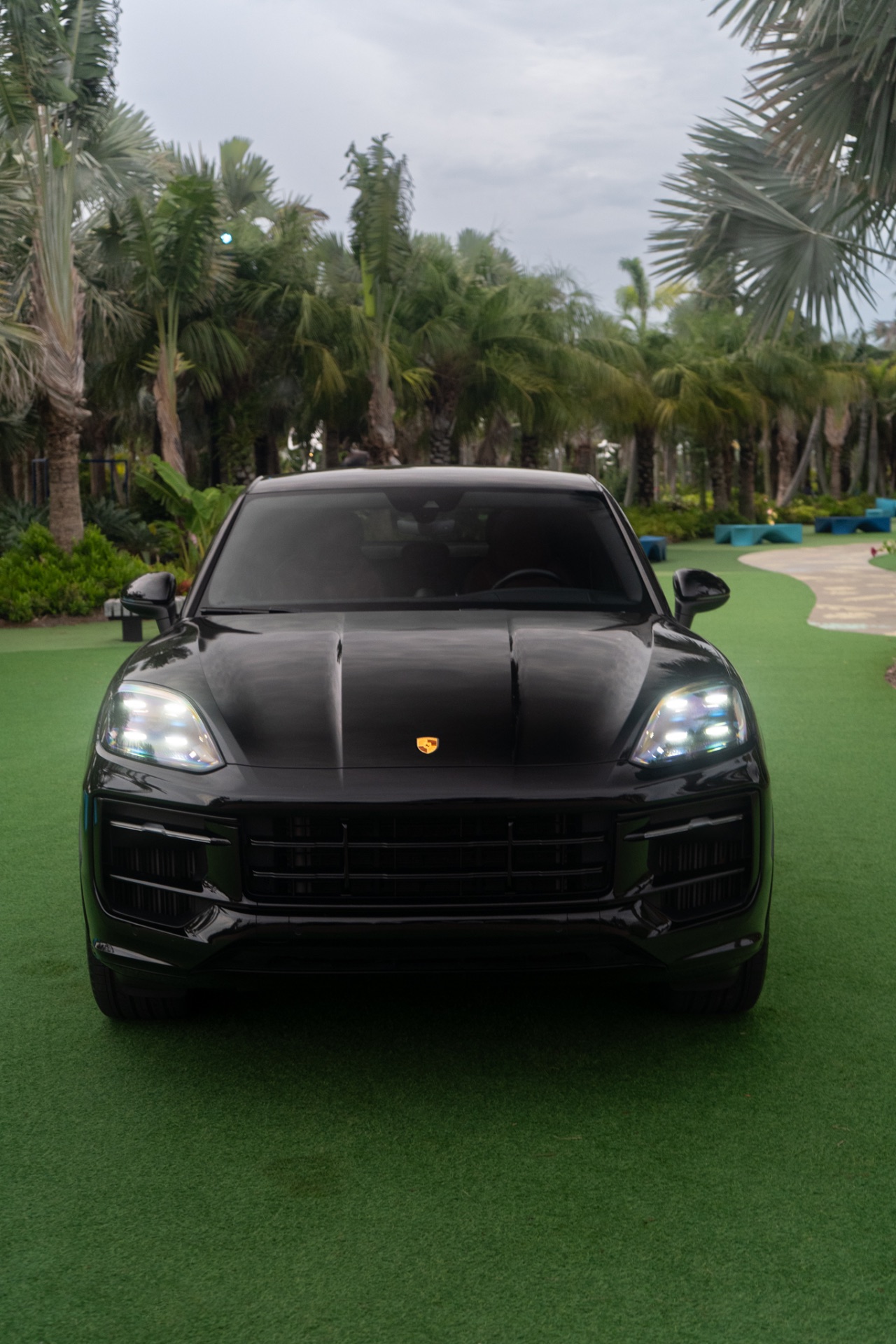 Porsche Cayenne Coupe — photo 15