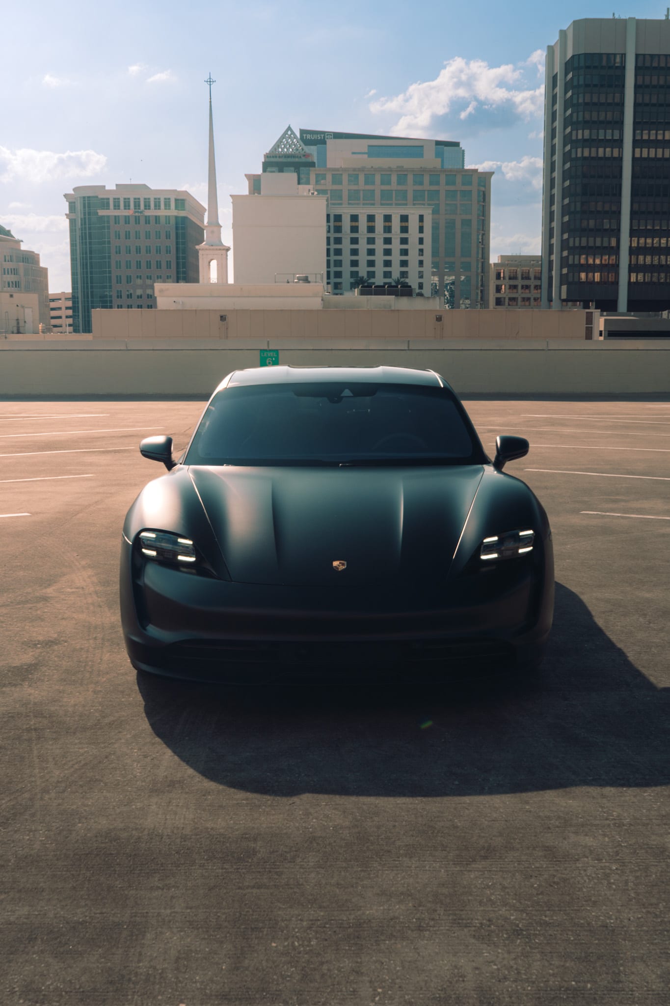 Porsche Taycan — photo 5