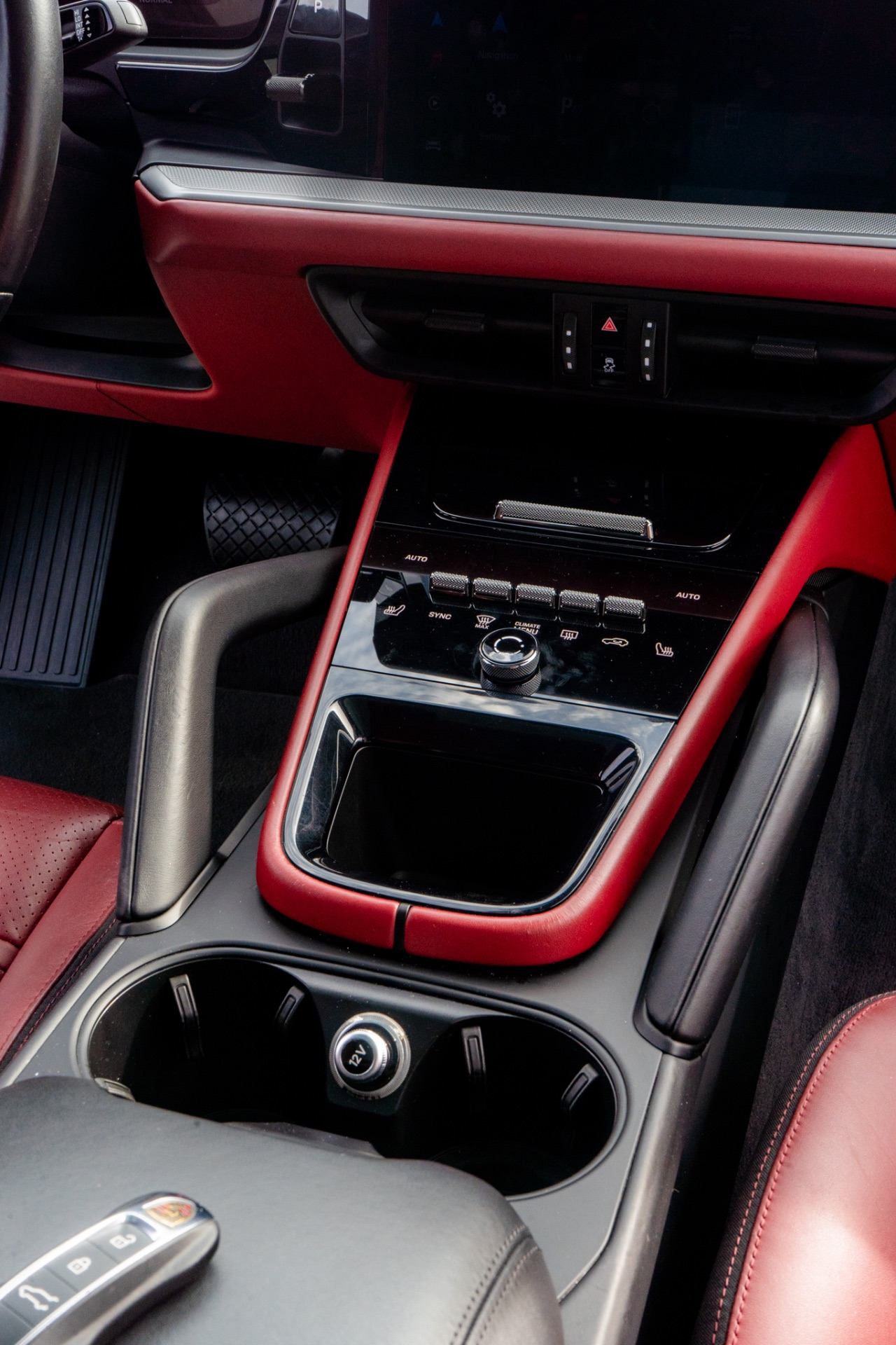 Porsche Cayenne Coupe — photo 8