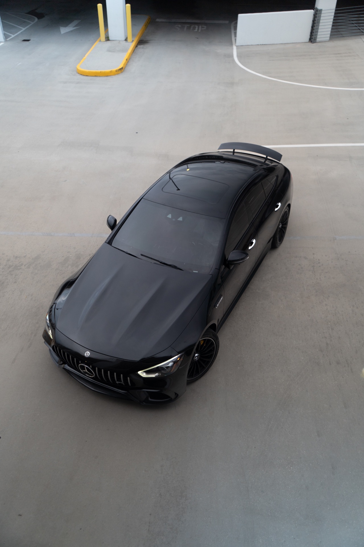 Mercedes Benz AMG GT 63 — photo 3