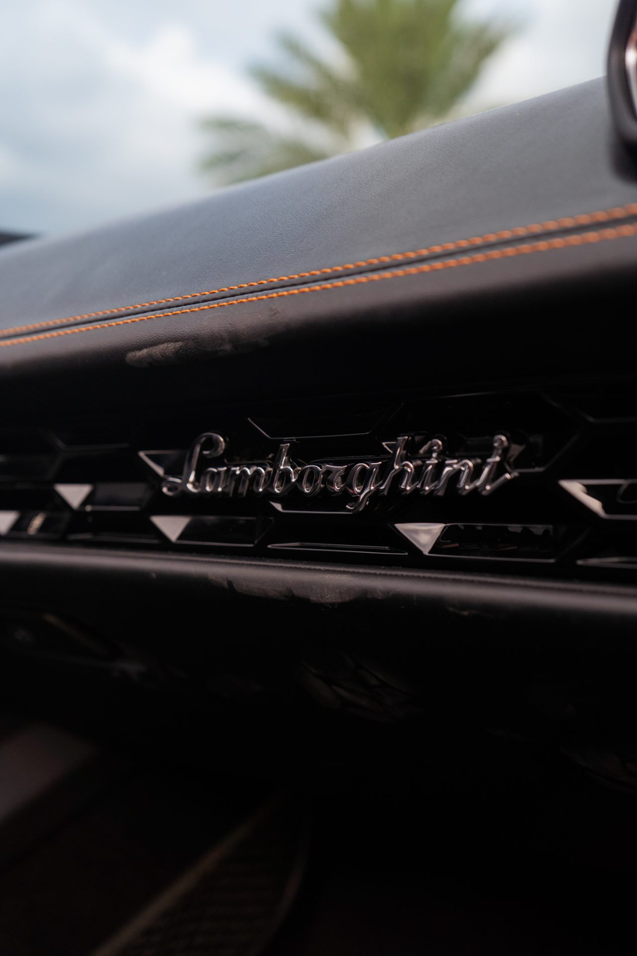 Lamborghini Huracan Evo — photo 10